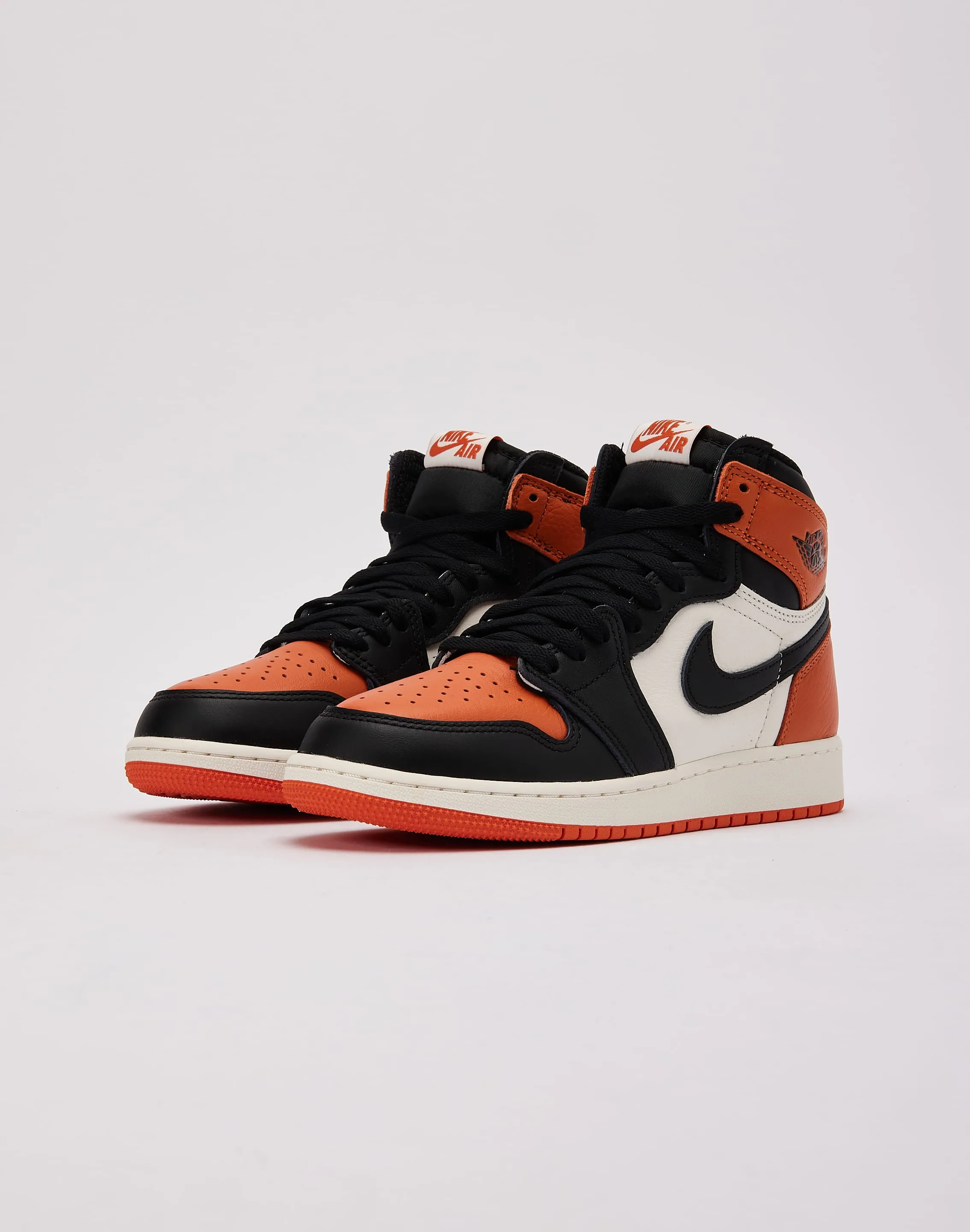 Low Cut Agility Jordan Air Jordan 1 Retro High OG 'Shattered Backboard' Grade-School