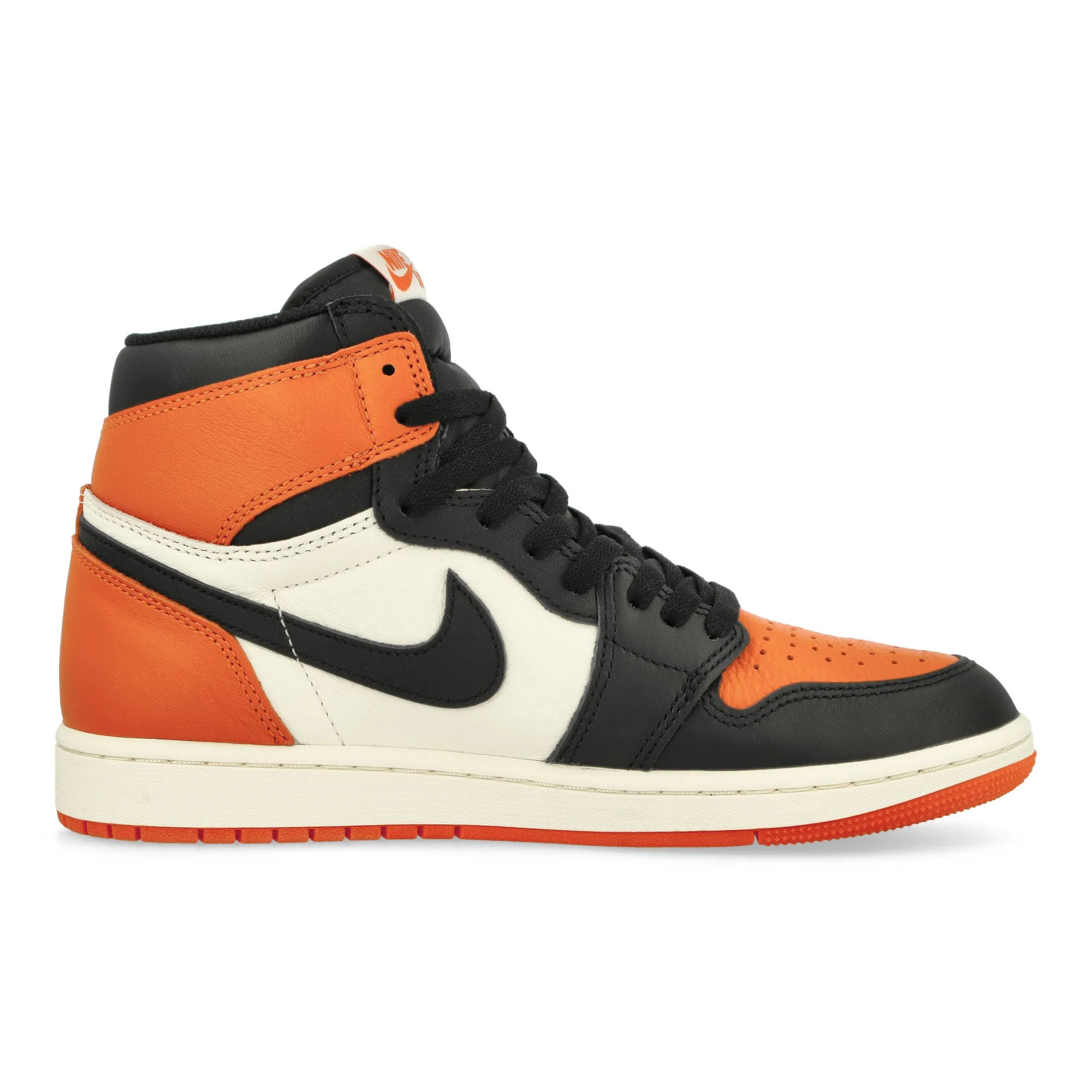 Supportive frame Air Jordan 1 Retro High OG Shattered Backboard