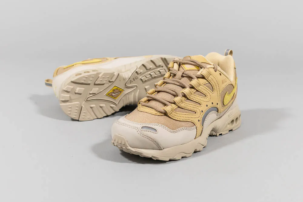 Nike Air Terra Humara 'Hemp and Sesame' Full Motion