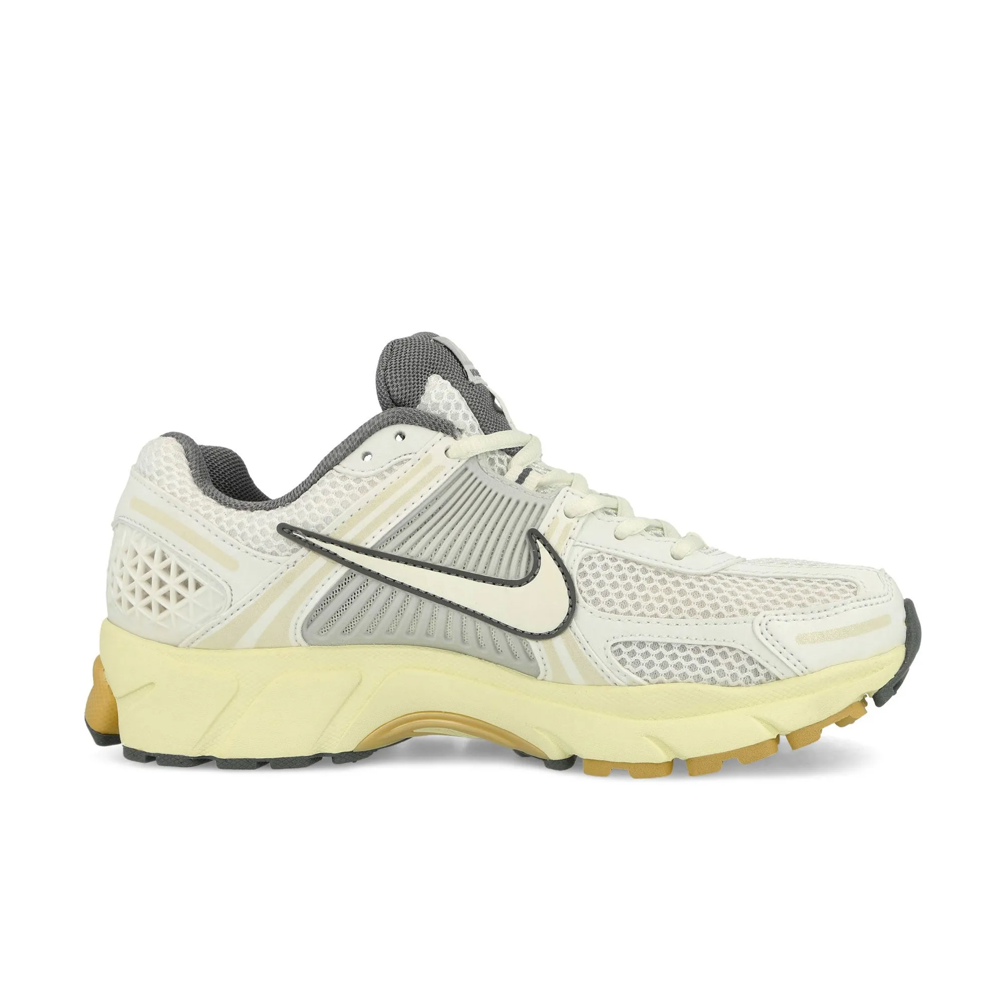 W Zoom Vomero 5 Grip Technology