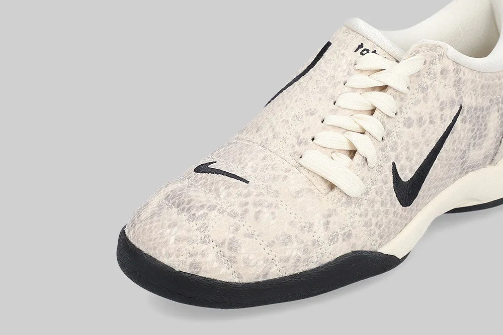 Women's Nike Total 90 SE 'Pale Ivory' Low   Top Style