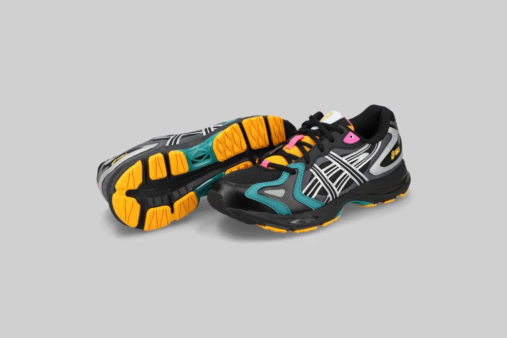 ASICS GEL-K1011 'Black and Pure Silver' - 1203A603.001 low - intensity running shoes running in a fitness center shoes