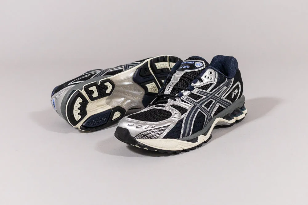 ASICS GEL-NIMBUS 10.1 'Black and Midnight'- 1203A543.003 stiff material shoe matter