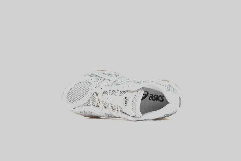 Amateur - runner TPU Outsole ASICS GEL-NIMBUS 10.1 White and Pure Silver' - 1203A761.100