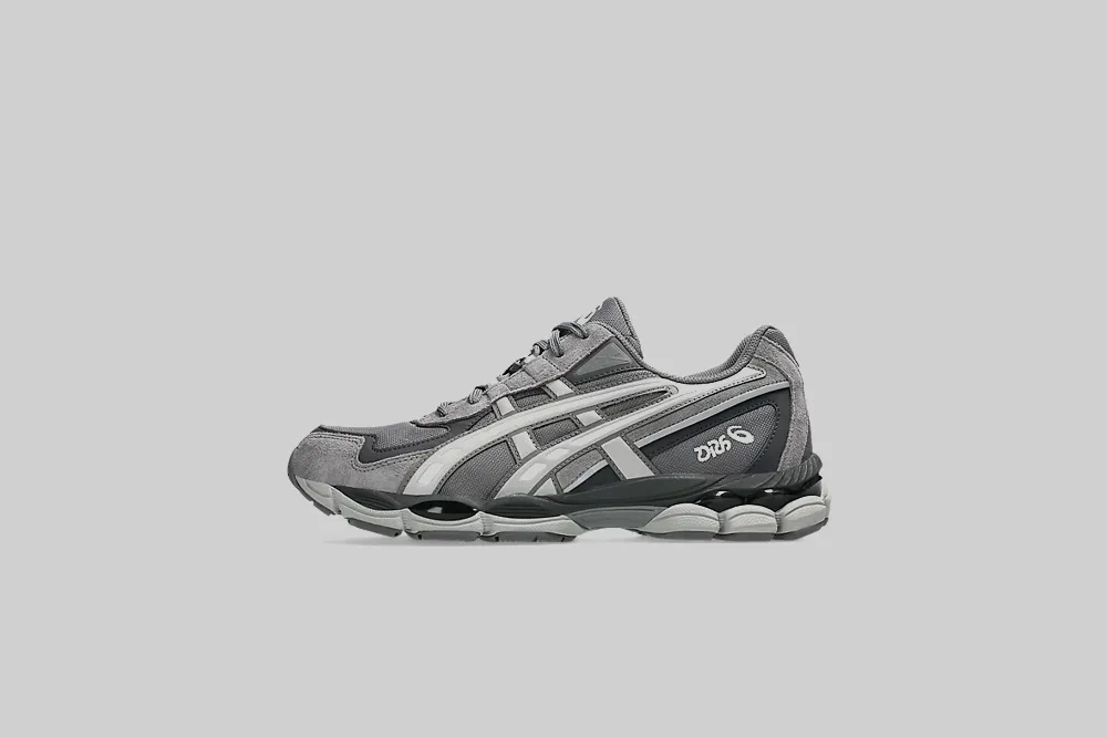 night running shoes ASICS GEL-NYC 2055 'Carbon and Cement Grey' - 1203A755.021