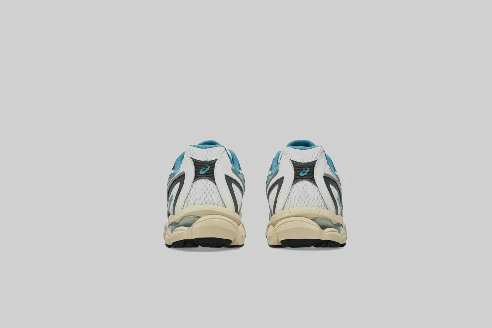 Ergonomic Arch Contour road - runner ASICS GEL-NYC 2055 'Cream and Blue Teal'  1203A542.106