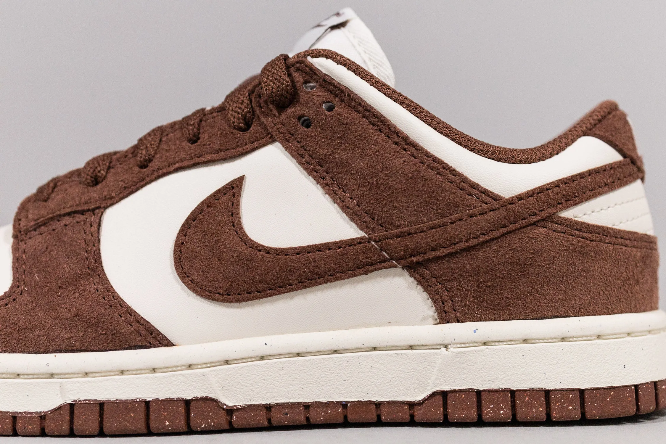 Adjustable Straps Stacked Cushioning Women's Nike Dunk Low Next Nature 'Red Sepia'