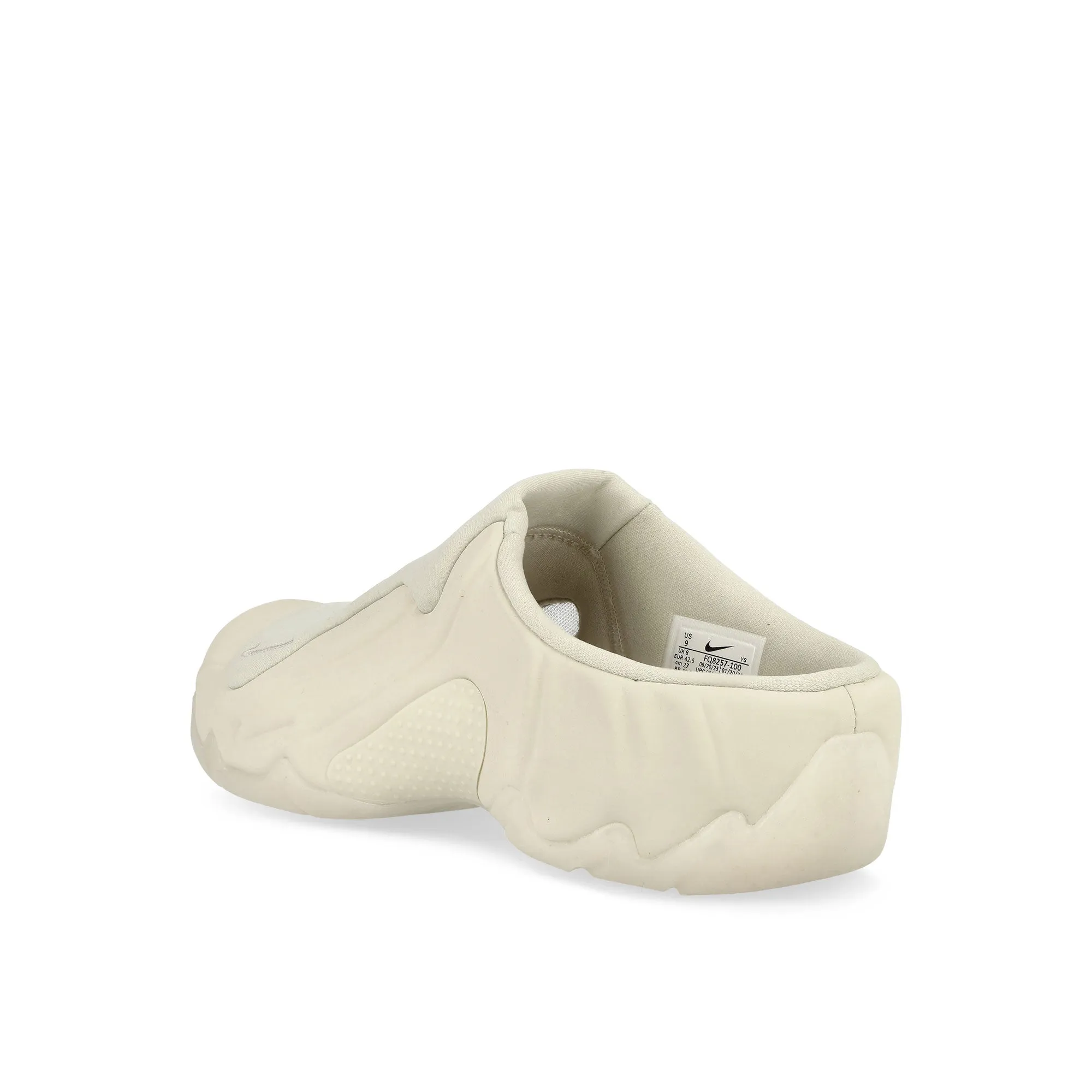 Clogposite Sporty Look