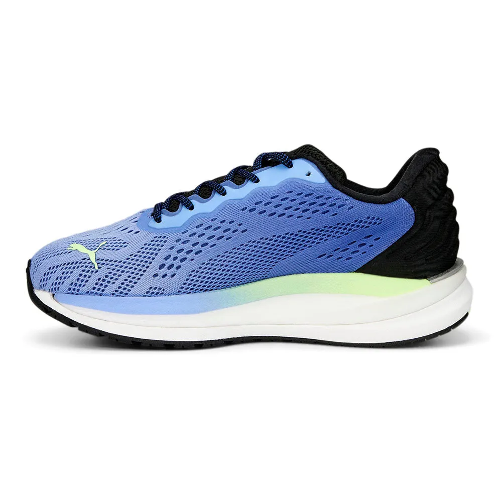 Adaptive cushioning Magnify Nitro Surge Running Shoes