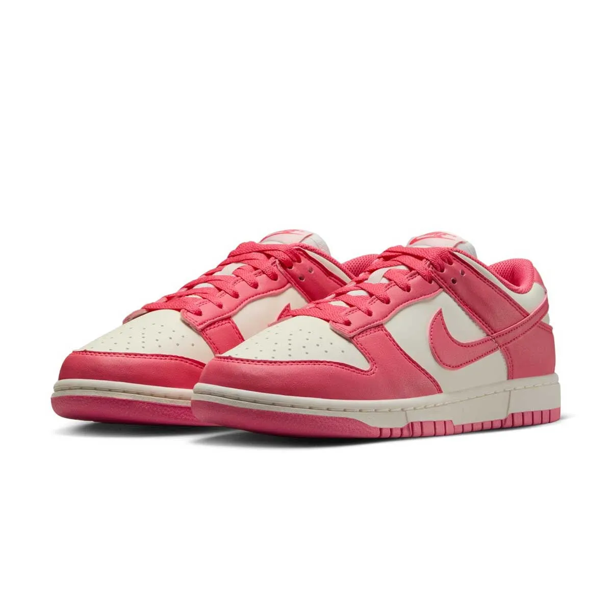 Wmns Dunk Low Next Nature 'Aster Pink' VersatileUse Rain Ready
