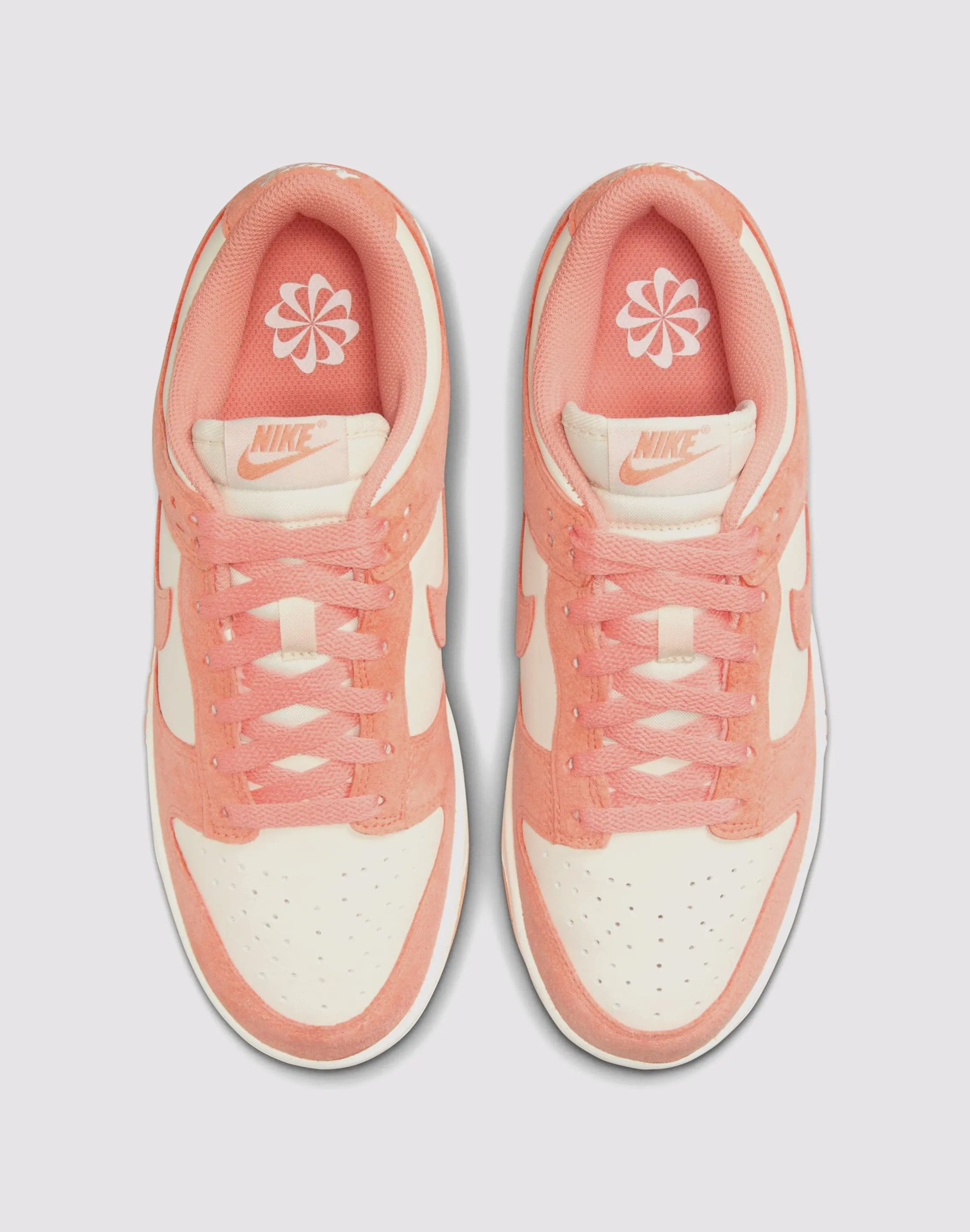 Spring Loaded Cushioning Nike Dunk Low "Soft Pearl/Apricot Agate/White"