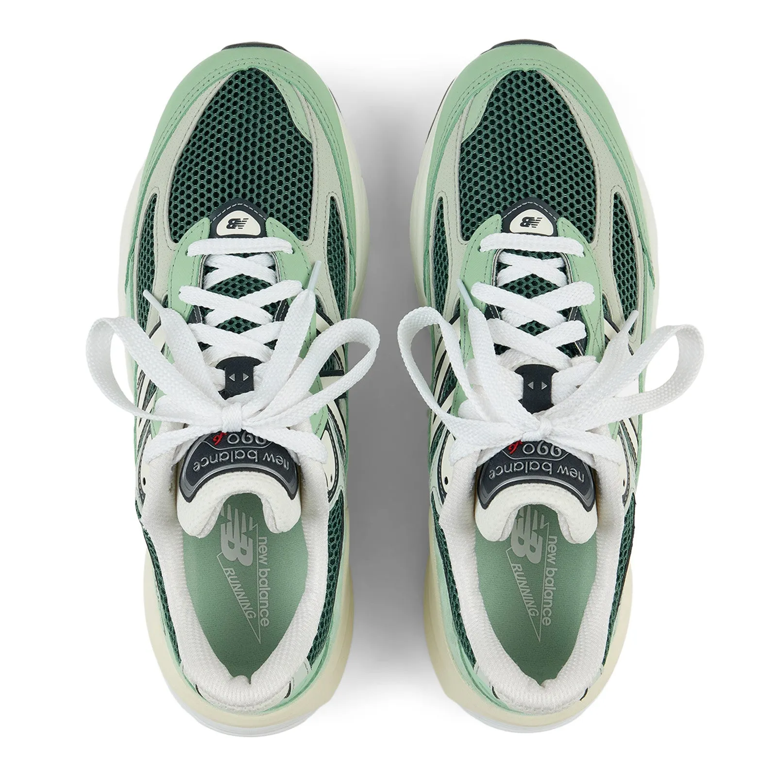 In USA 990v6 'Avocado' subtle style