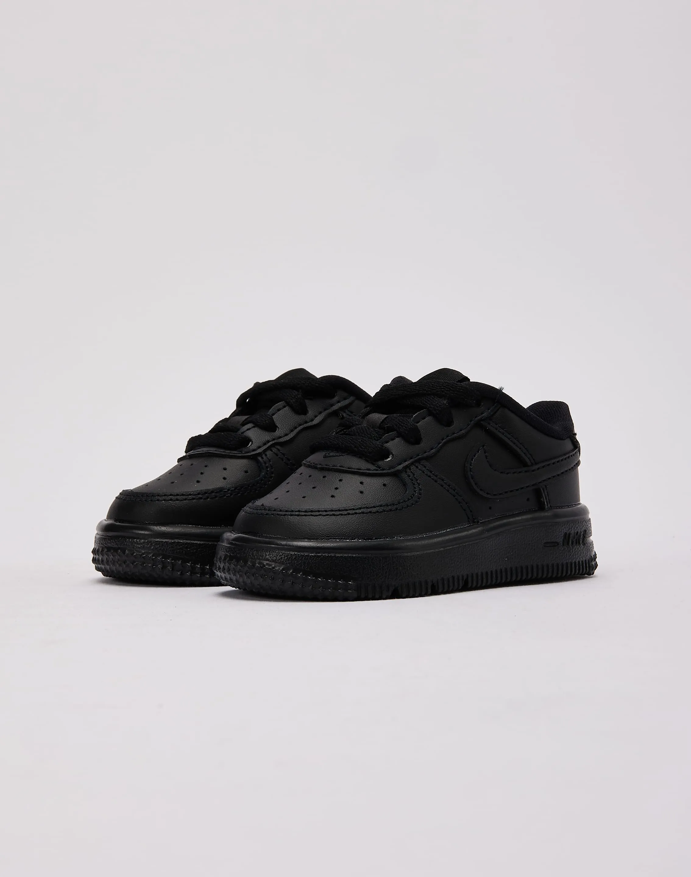 Nike Force 1 Low Toddler Strap closure