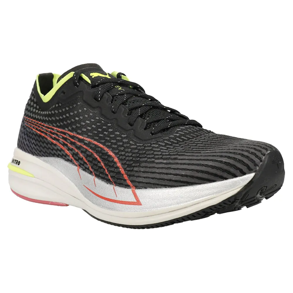 Deviate Nitro WTR Running Shoes Multi Density Cushioning