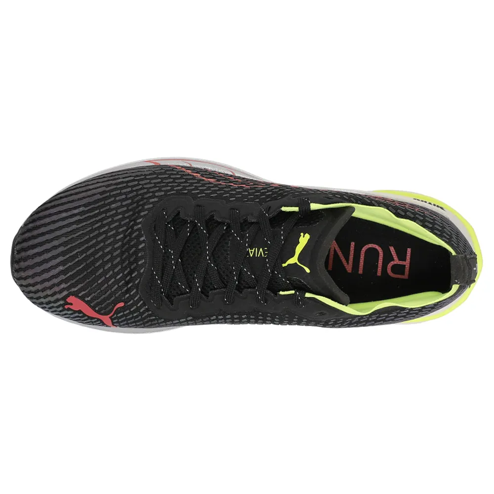 running for a new experience All Day Comfort Fit Deviate Nitro WTR Running Shoes
