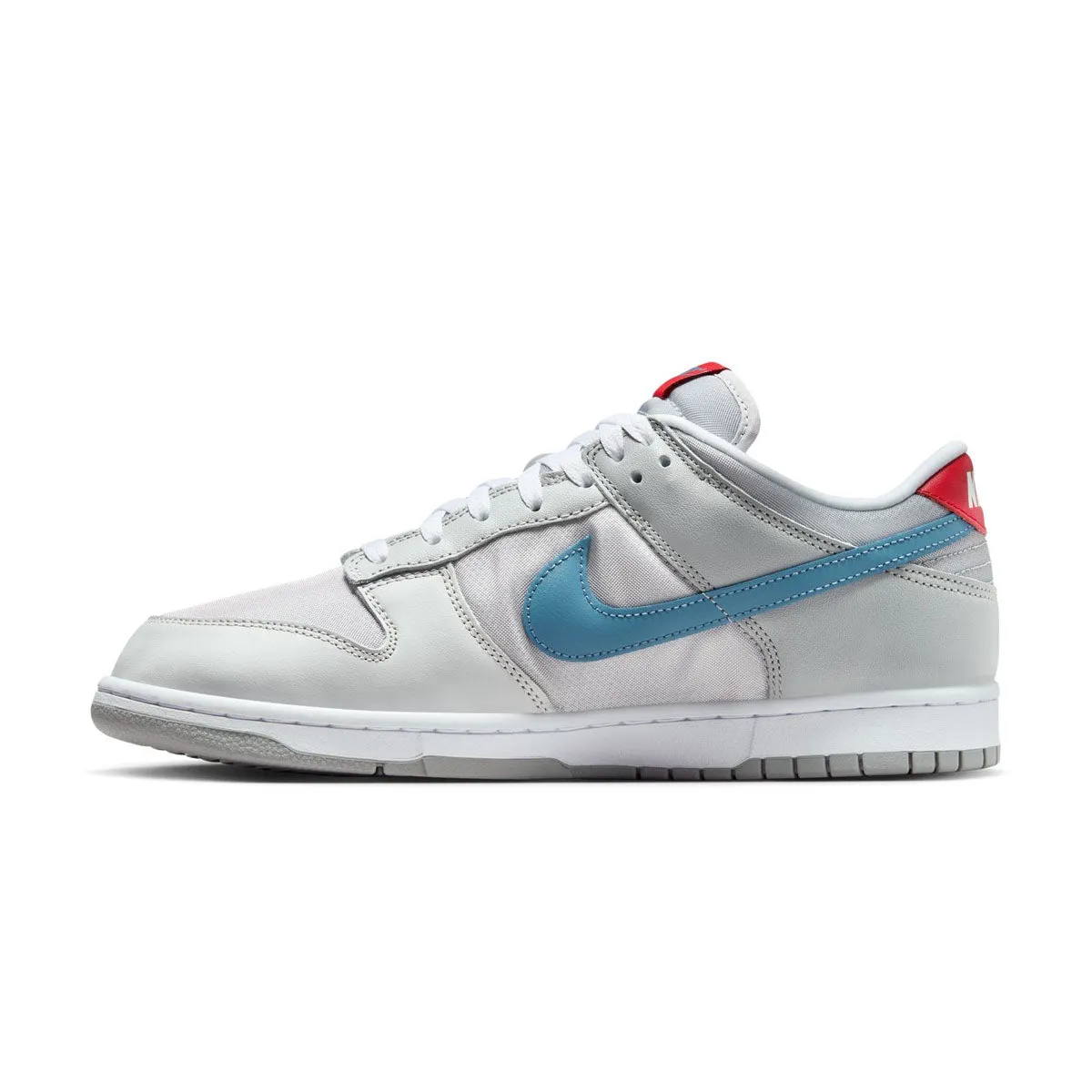 Iconic shock absorption Zip   Up Dunk Low QS 'Silver Surfer'
