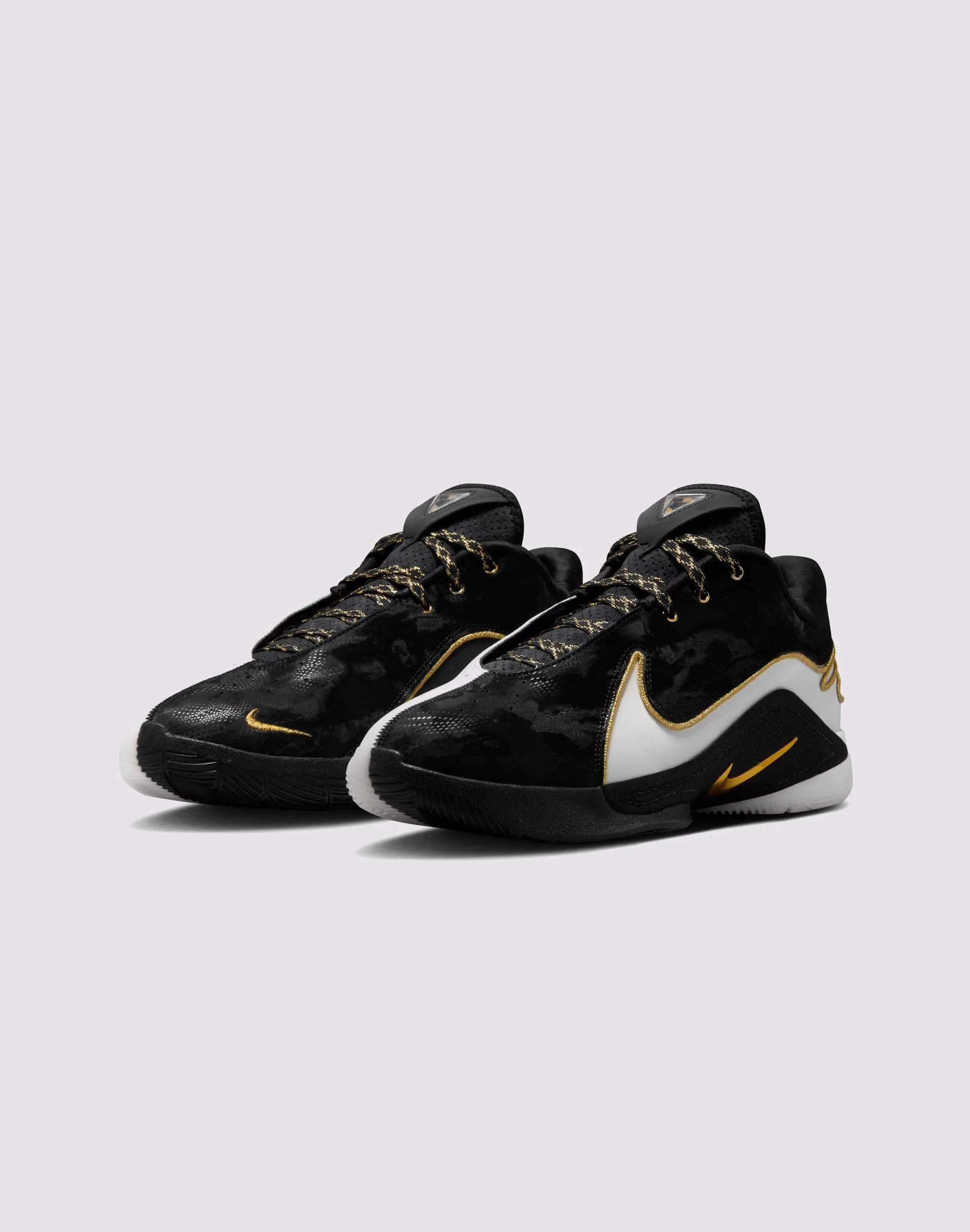 Nike LeBron XXII "Mogul" Basketball Maximum Grip