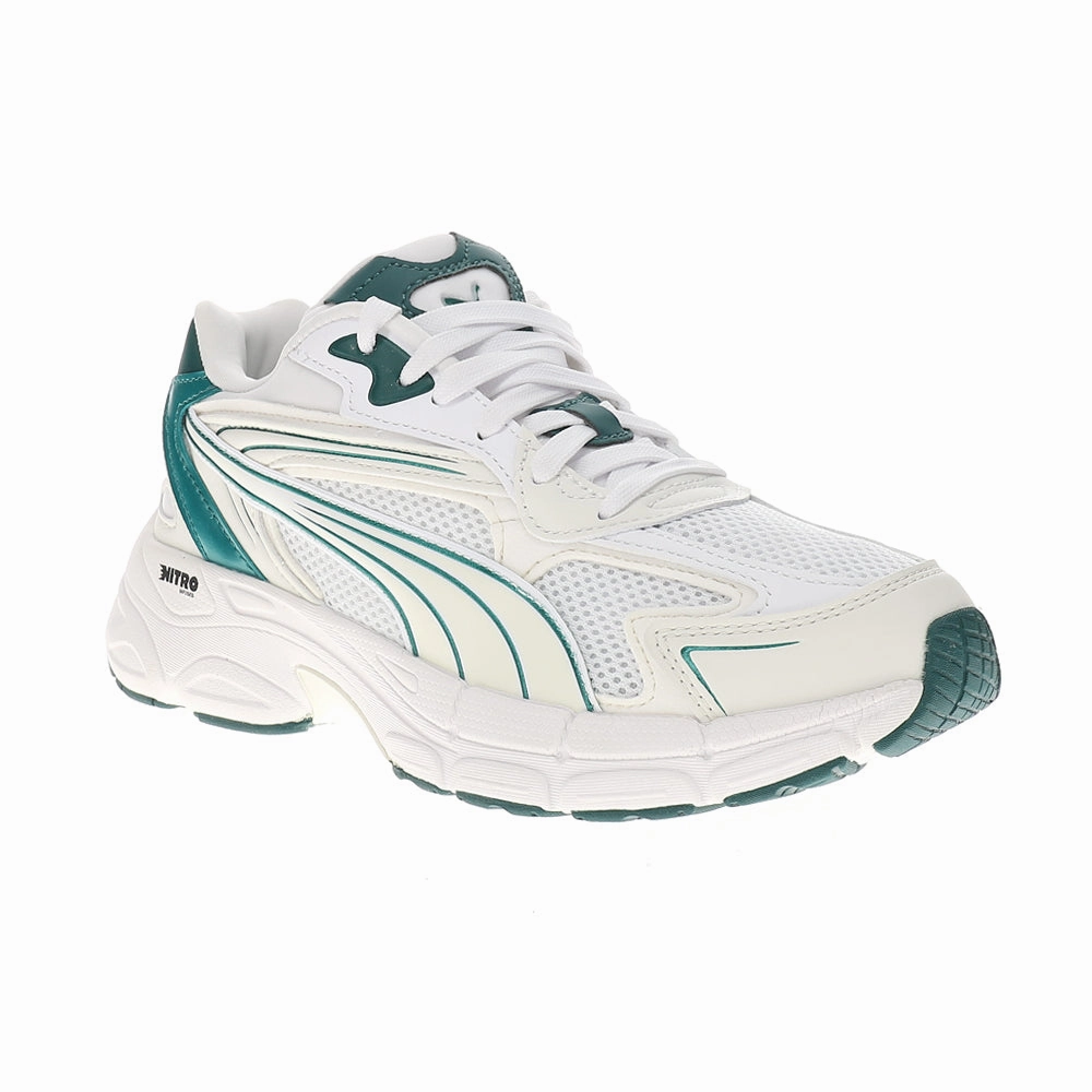 running with a hydration pack Teveris Nitro Running Shoes