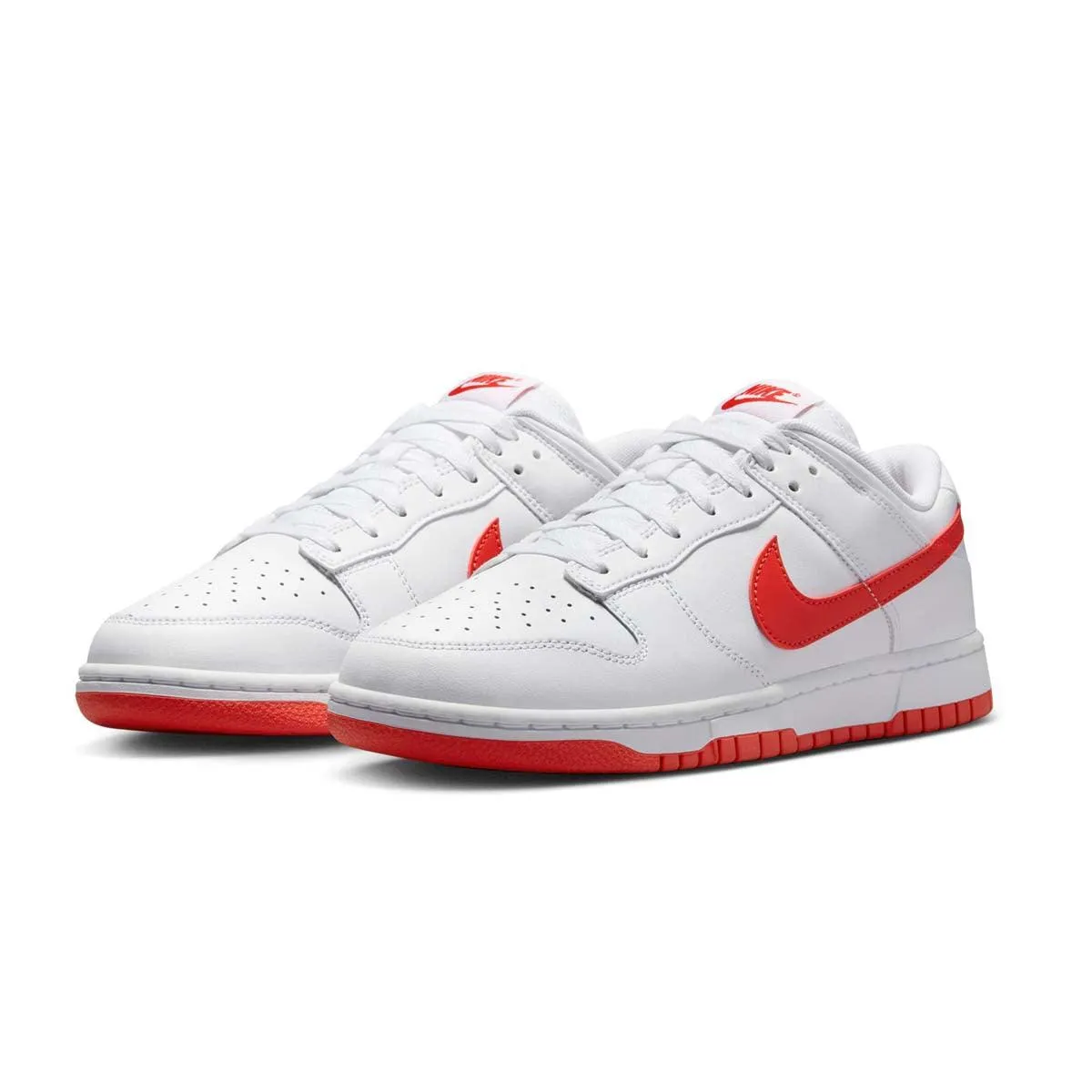 Fashion Appeal Step Forward Dunk Low Retro 'Picante Red'