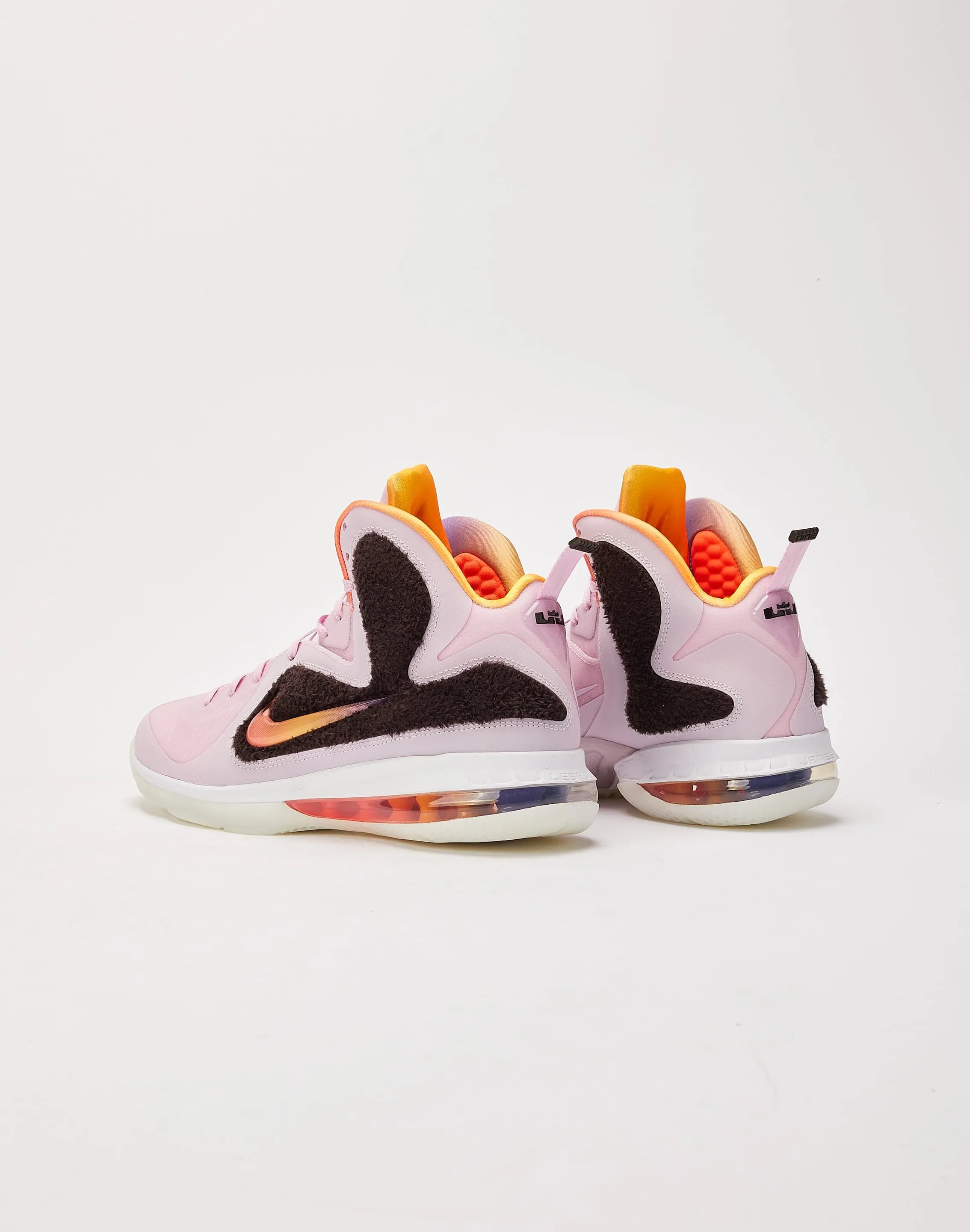 Bold Look Nike Lebron IX 'Regal Pink And Velvet Brown'