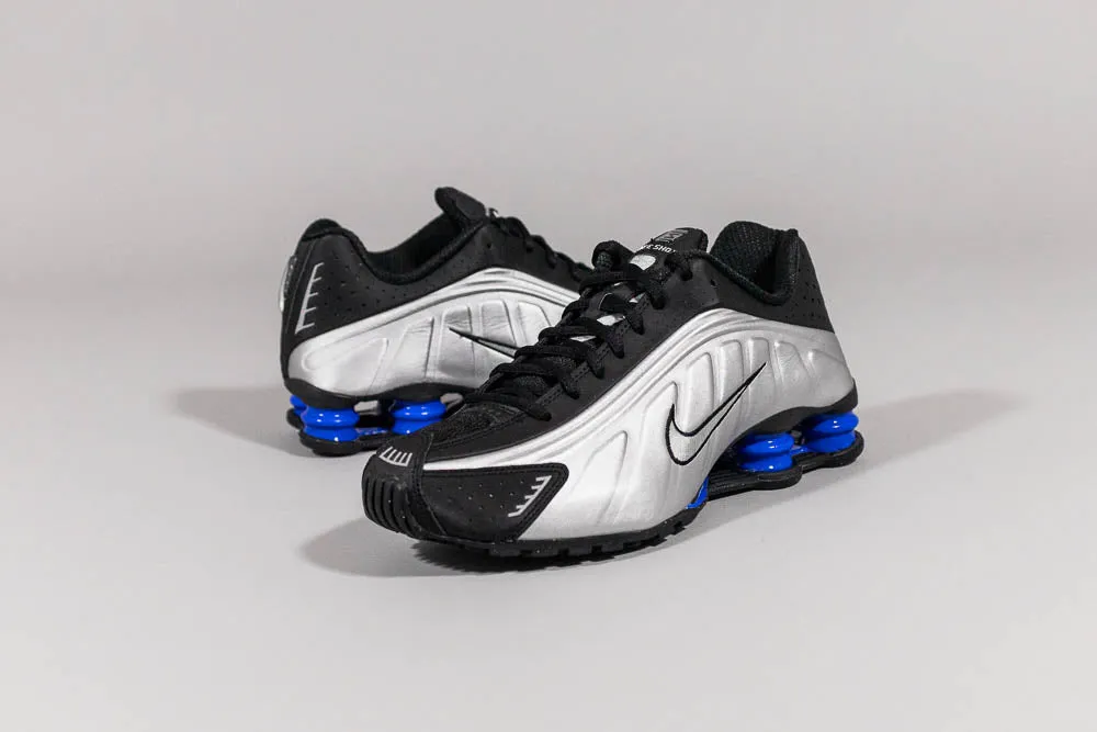 Sporty Edge Natural Grip Women's Nike Shox R4 'Metallic Silver and Black'