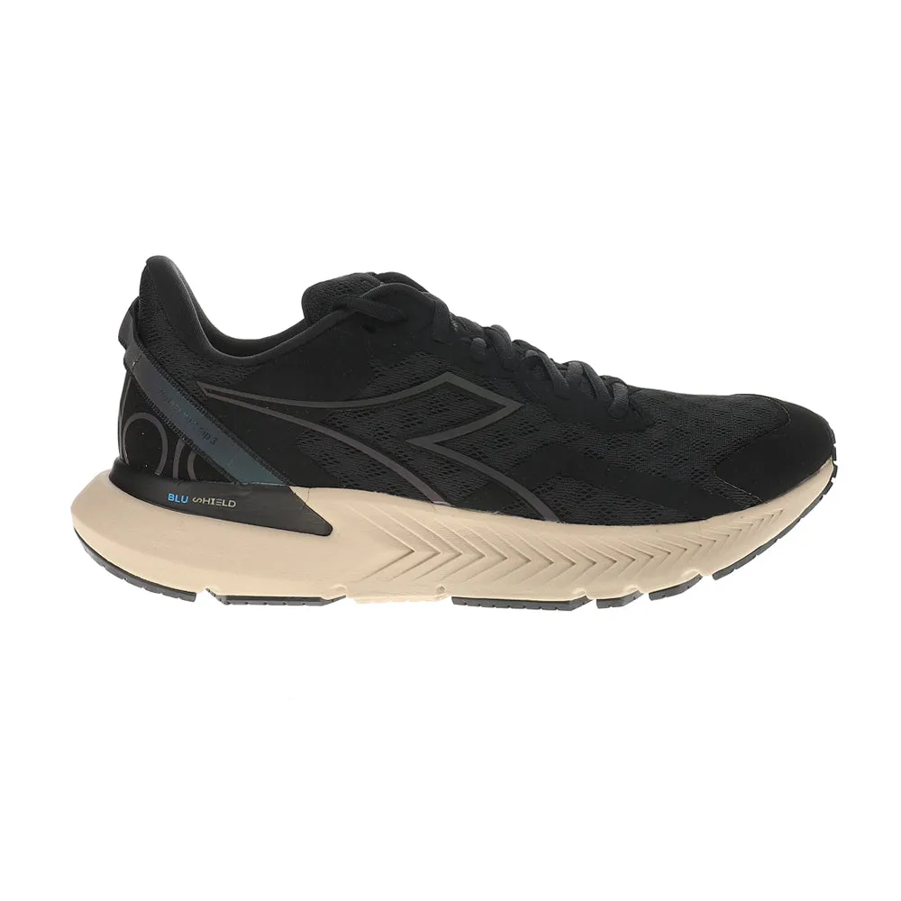 monochrome shoes court shoes Mythos Blushield Volo Hip 3 Running Shoes