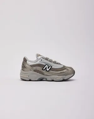 High Top Style New Balance 1000 Pre-School
