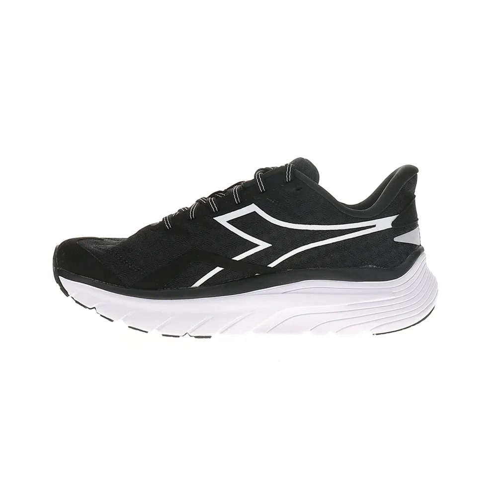 running on track shoes Moisture Wicking Inner Liner Equipe Nucleo Running Shoes