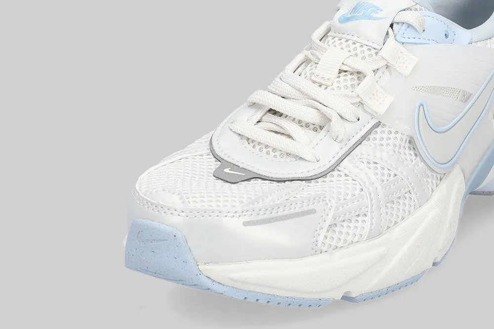 Stability Heel OdorResistant Women's Nike V2K Run 'Platinum Tint'