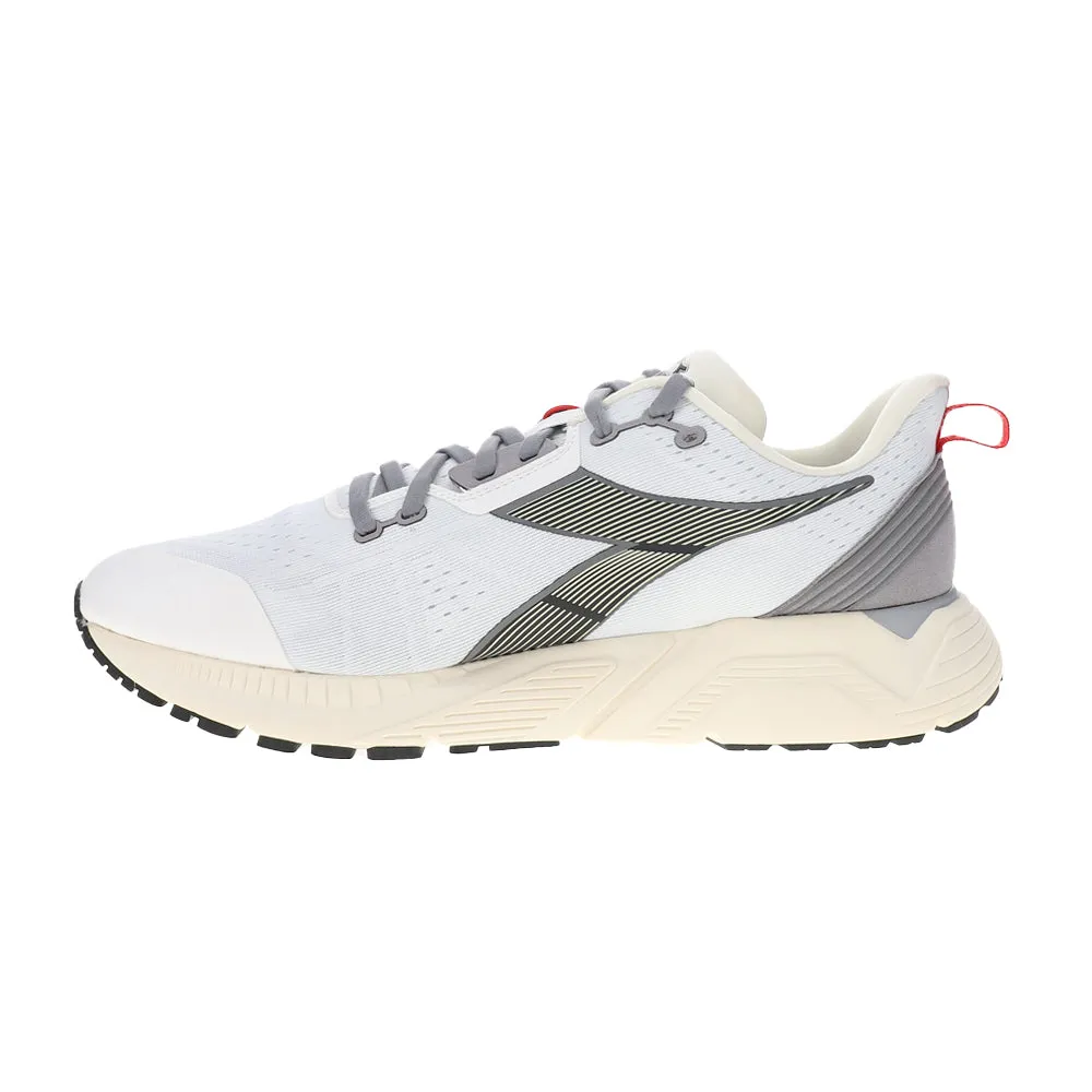 endurance runners Mythos Blushield Vigore 2 Running Shoes