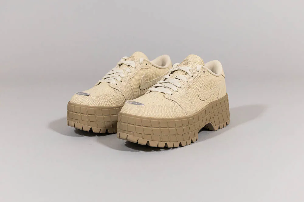 Asymmetrical Collar Design Women's Air Jordan 1 Brooklyn Low 'Rattan and Desert Camo'