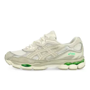 Gel-NYC removable footbed shoes