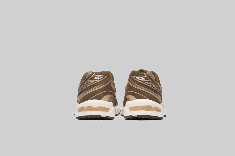 Dual Density Collars ASICS GEL-1130 'Camel Beige and Chestnut' - 1203A610.250