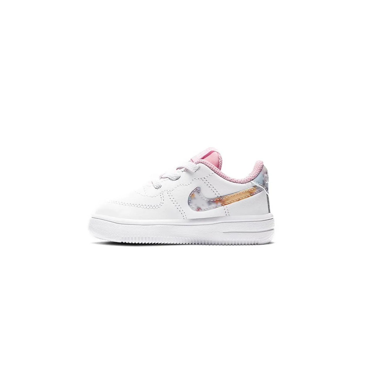 Force 1 '18 SE Ultra Breathable Knit Soft-touch design