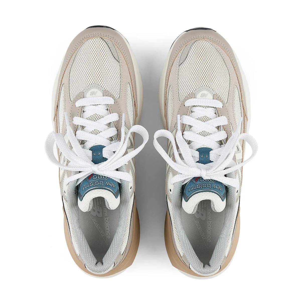 Neutral Pace Heat Sealed Reinforcements in USA 990V6 'Light Mushroom'