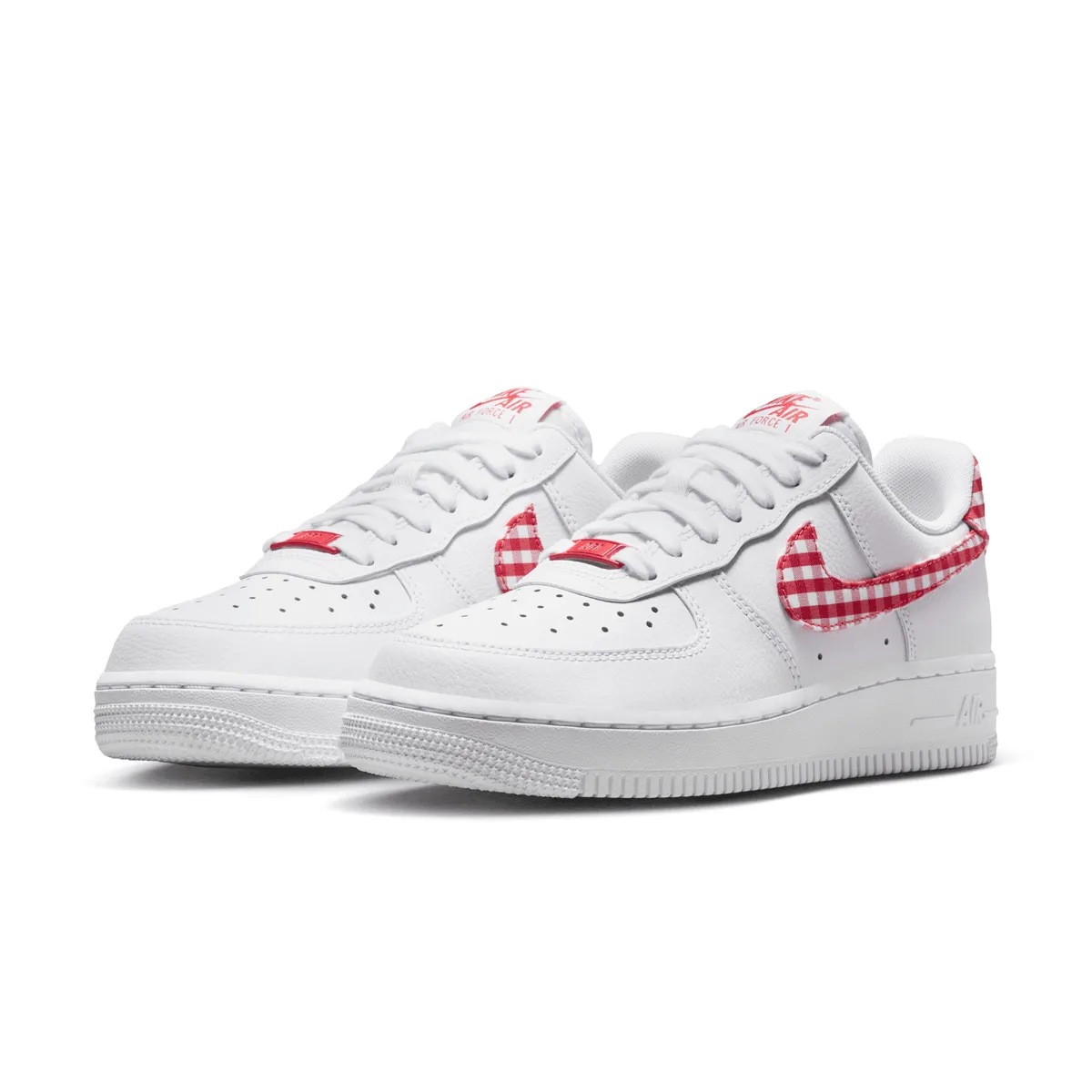 Wmns Air Force 1 ??07 'Gingham Red' Reinforced Achilles Notch Stylish performance