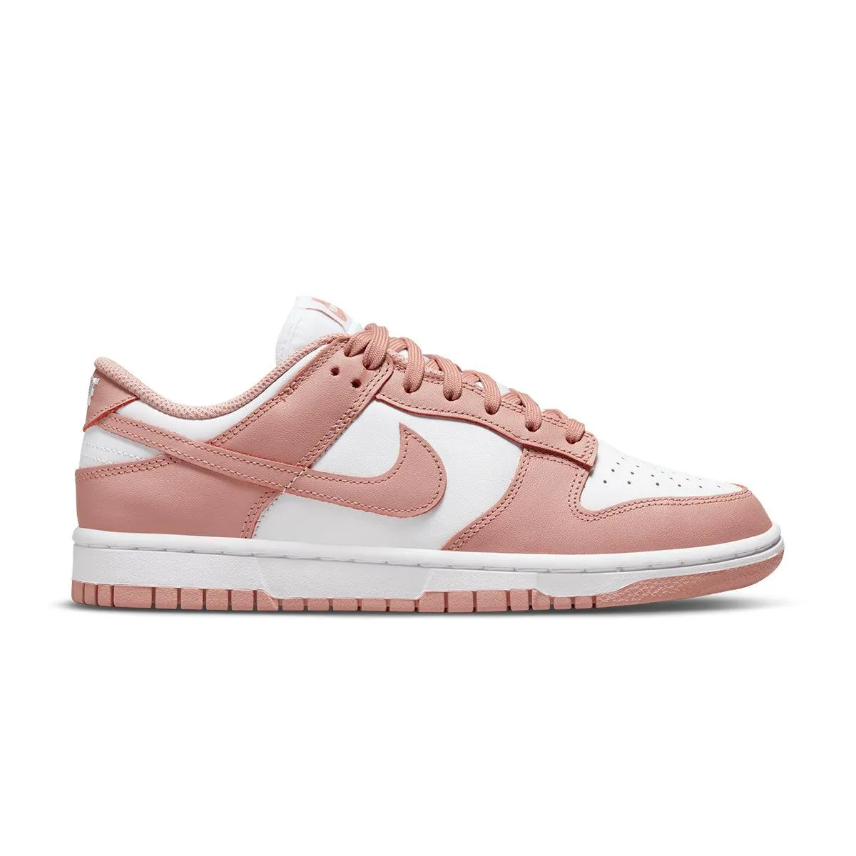 Wmns Dunk Low 'Rose Whisper' Pull   Tab training performance