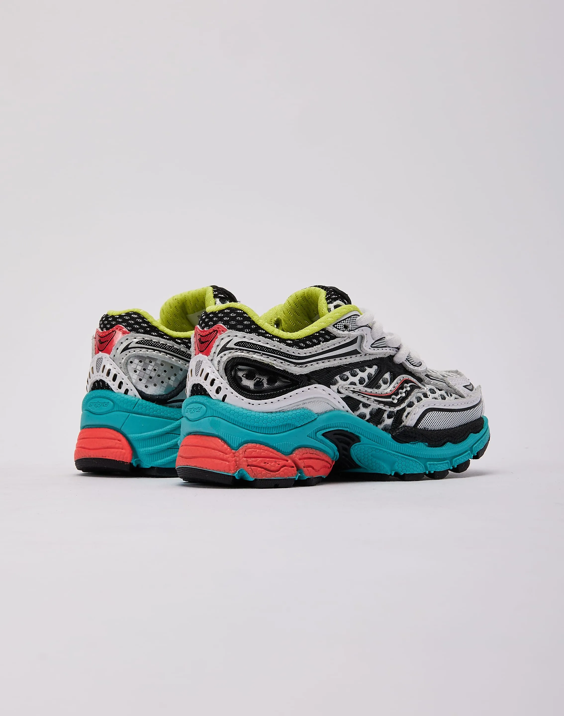 winter - specific shoes brand - name shoes Saucony Omni 9 Toddler