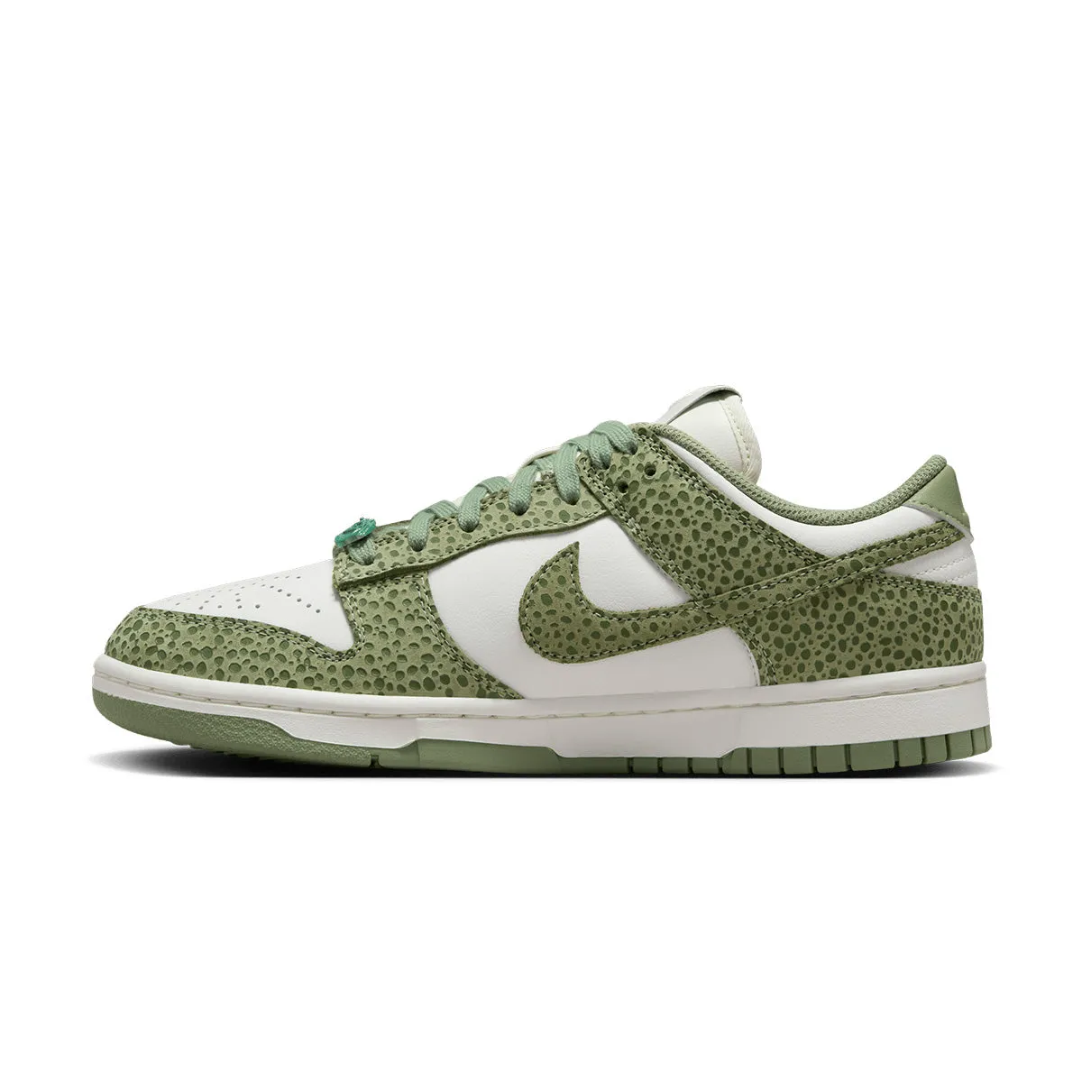 Wmns Dunk Low Premium 'Safari Honeydew' Anti Odor Technology