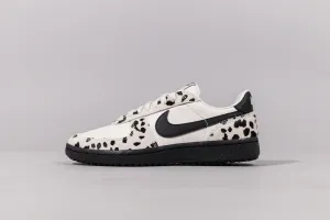 Ultimate Wear Women's Nike Field General '82 'White and Phantom'