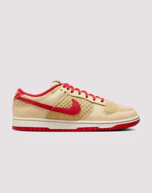 Nike Dunk Low Retro SE "Strawberry Waffle" Side Impact Cushion Moisture Wicking Layer