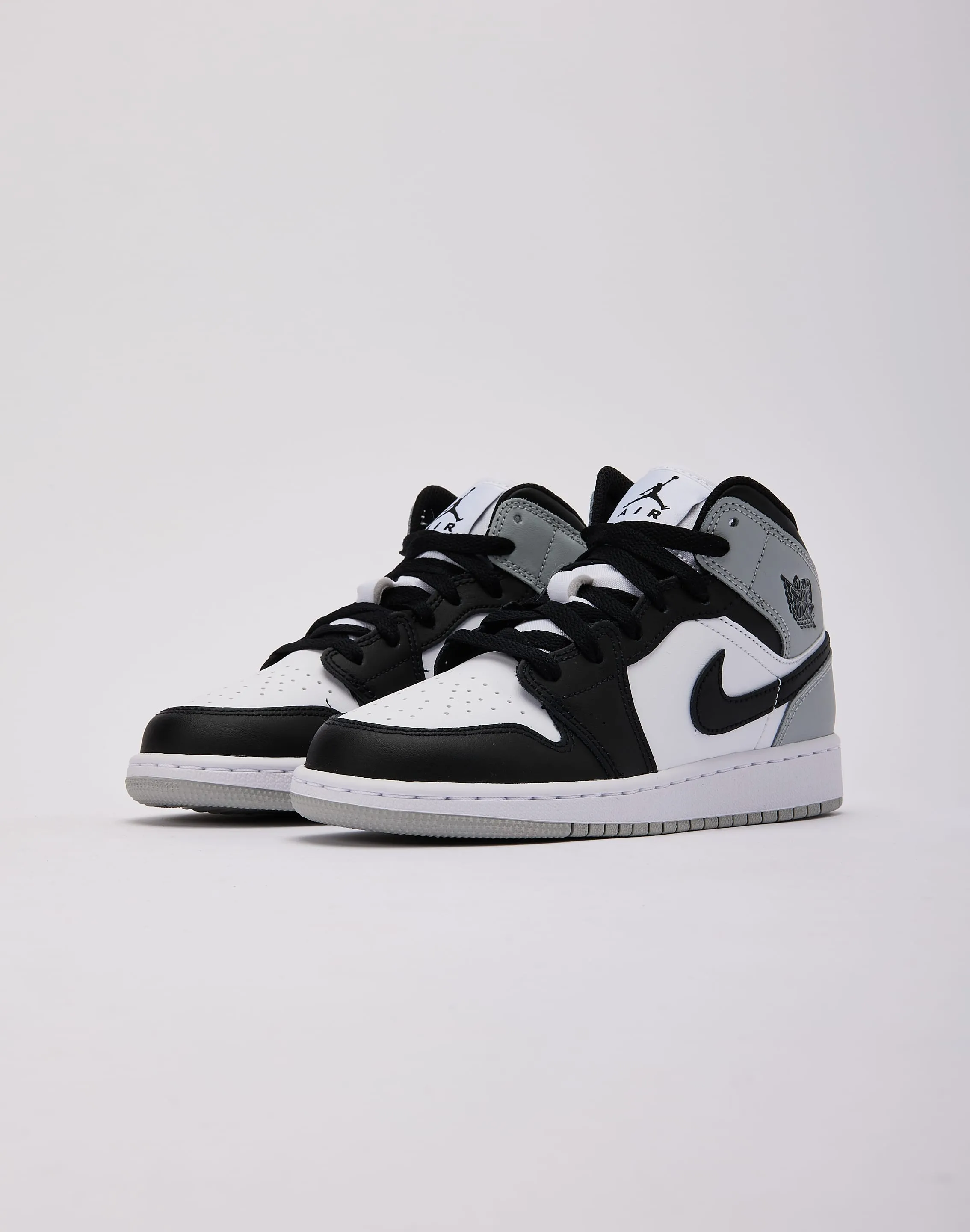 Comfortable Cushion Active Play Style Jordan Air Jordan 1 Mid Grade-School