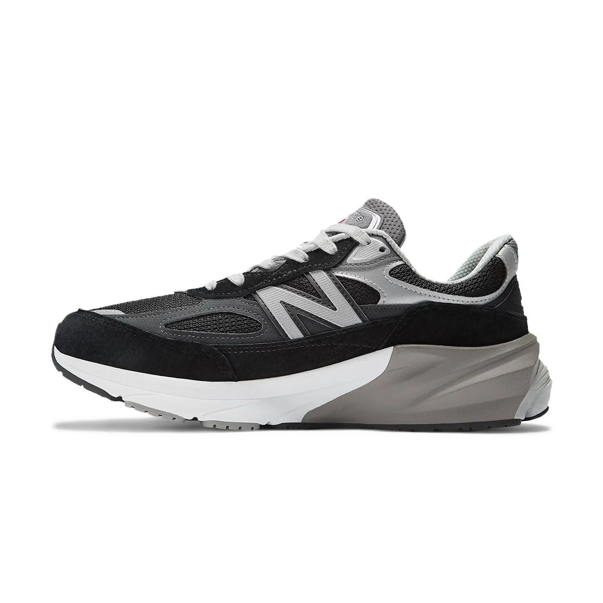 In USA 990v6 'Black White' Balanced feel