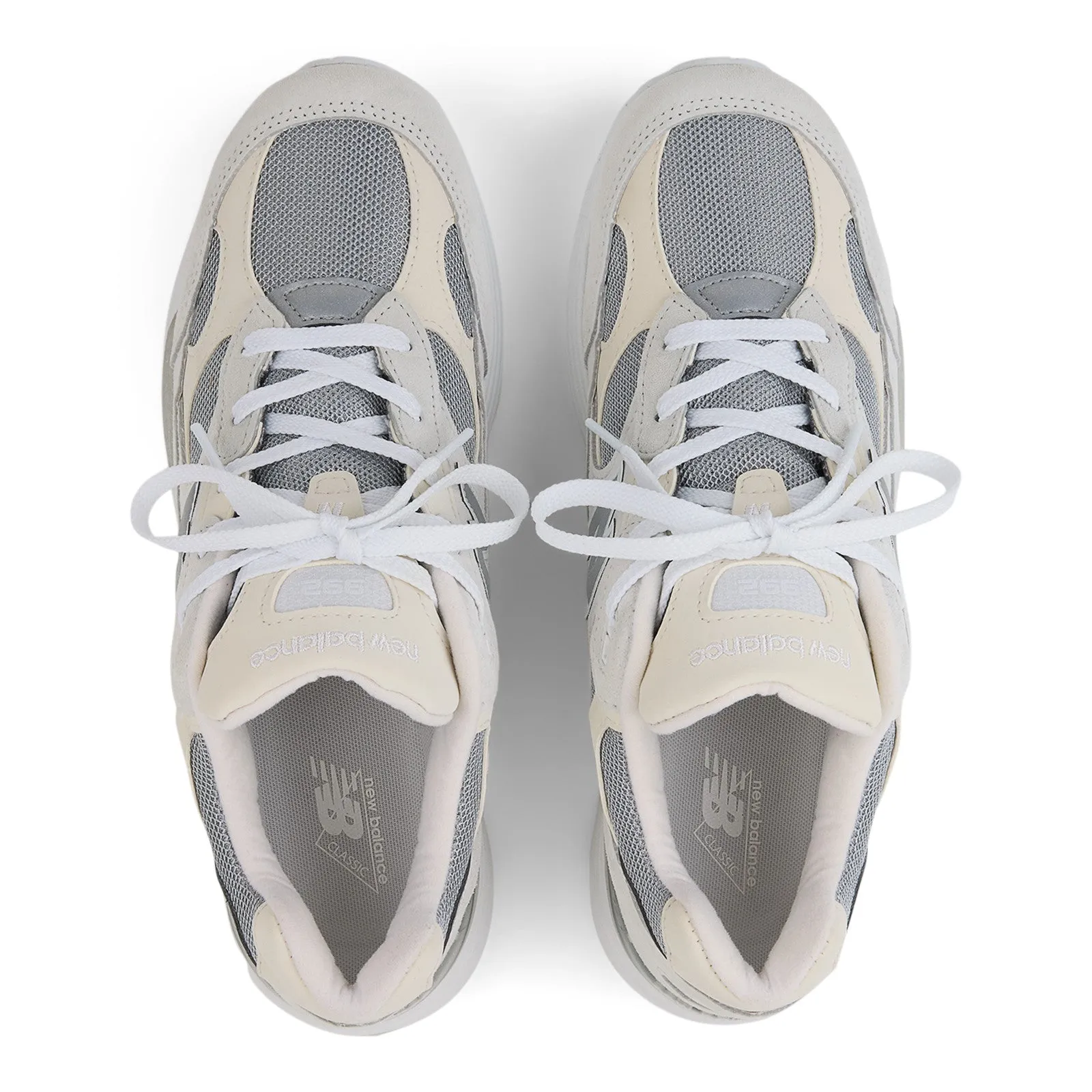 in USA 992 'Core White Reflection' Anatomical Footbed Shape Adaptive Cushioning System