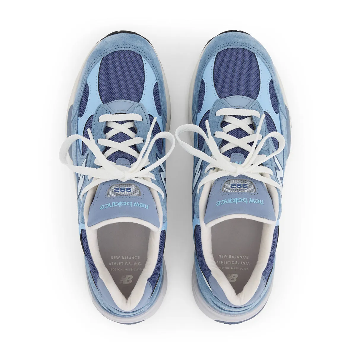 In USA 992 'Dust Shower' Grip Sole