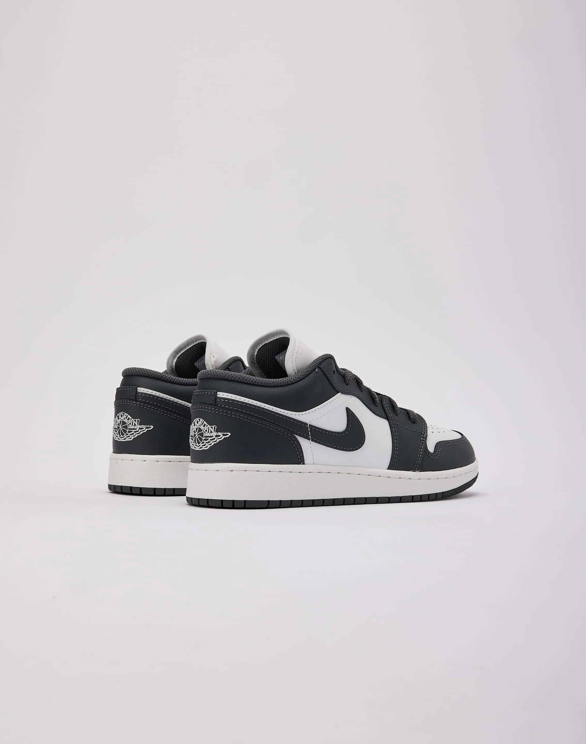 Shock Absorption Heel Jordan Air Jordan 1 Low Grade-School