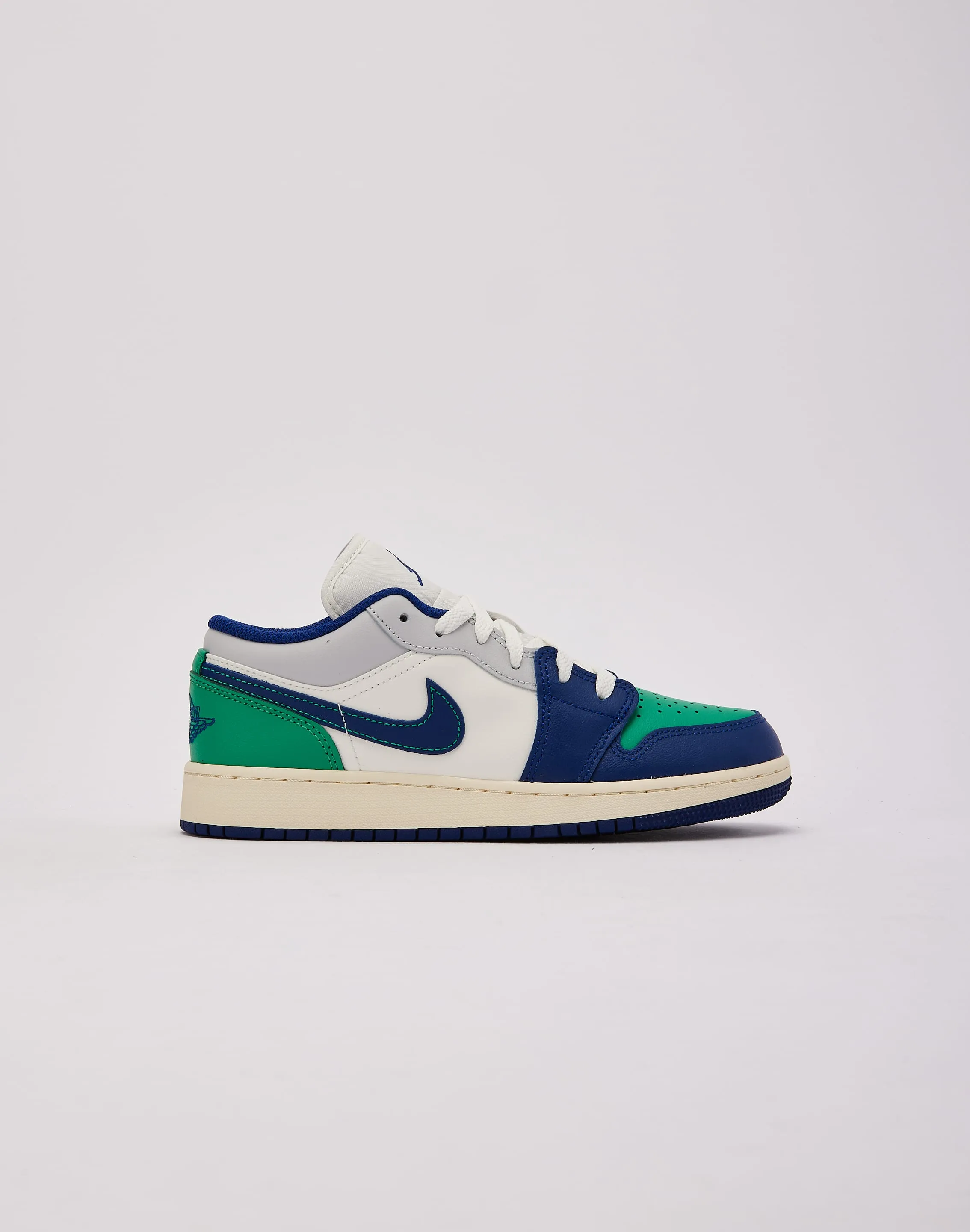Jordan Air Jordan 1 Low Grade-School Curved Heel