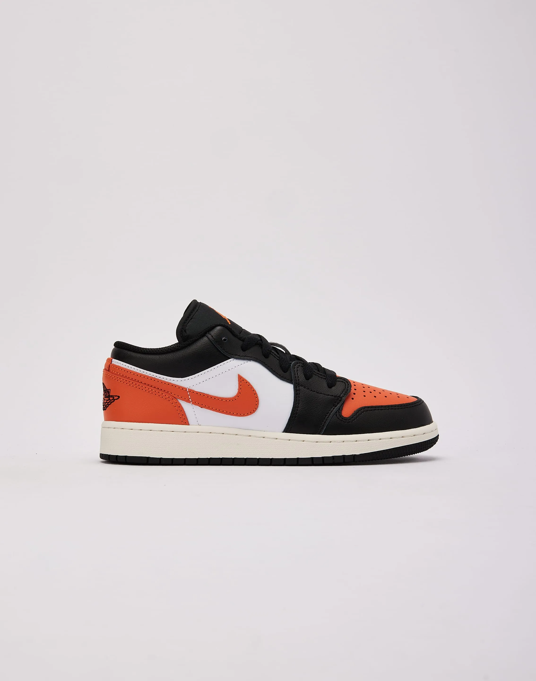 Quick lacing Airflow Channel Design Jordan Air Jordan 1 Low Grade-School