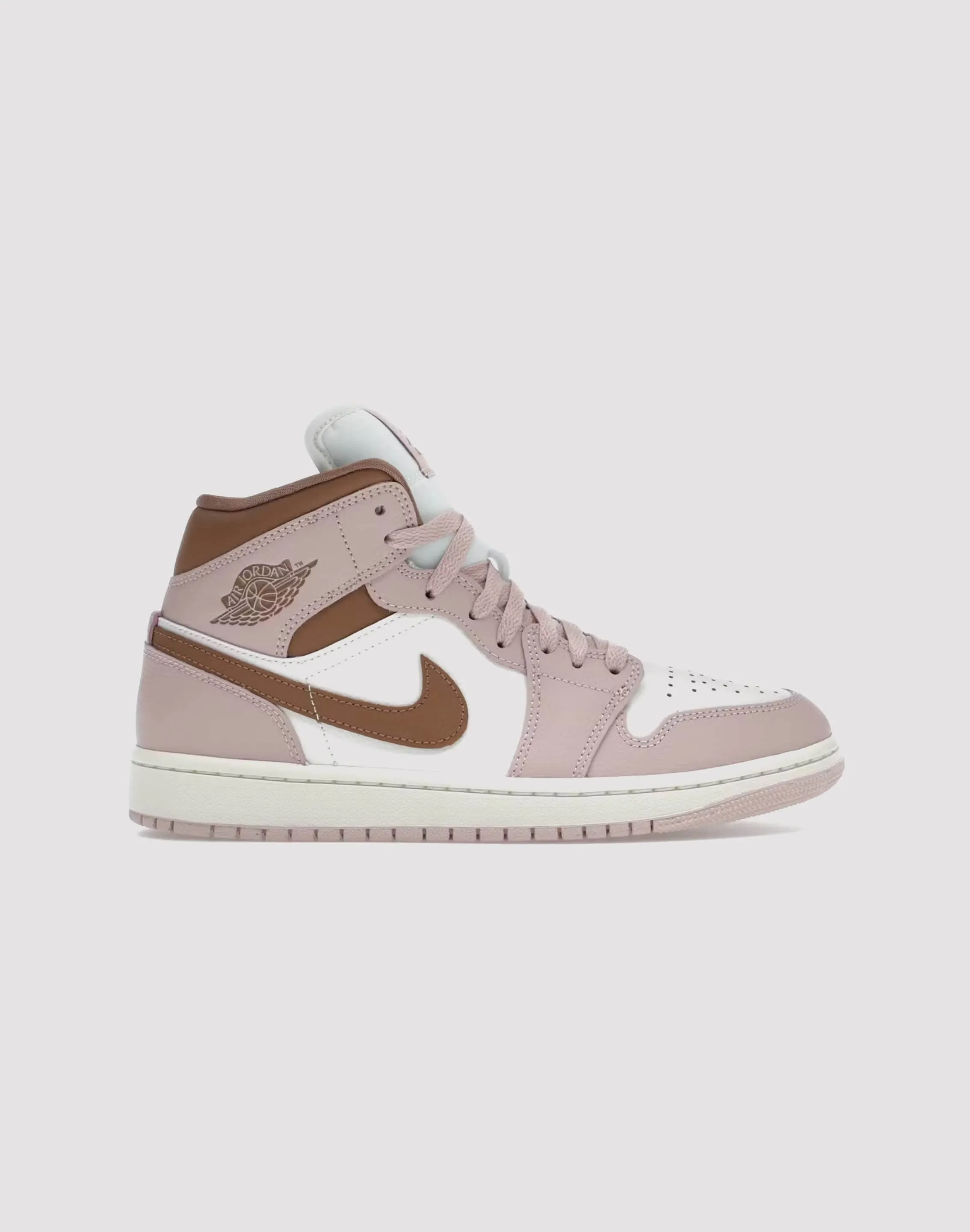 Responsive Rocker Geometry Team Bond Jordan Air Jordan 1 Mid