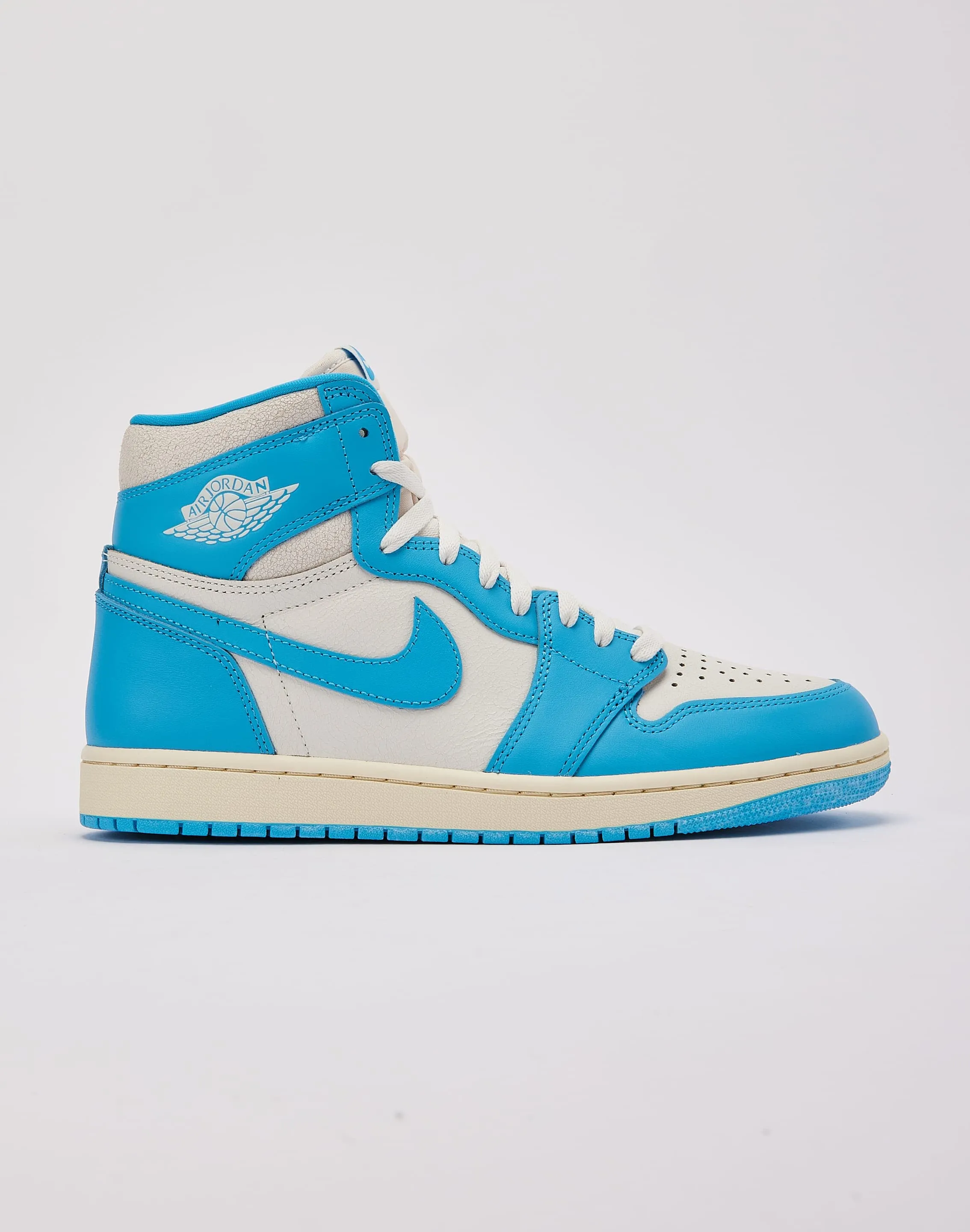 Jordan Air Jordan 1 Retro High OG 'UNC Reimagined' Compression Fit Collar Safe Grip